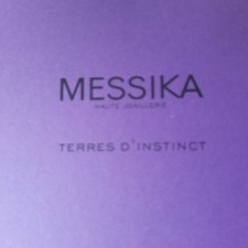 Boite vide Messika violette