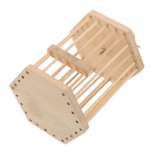  Cage à grillons en bambou 