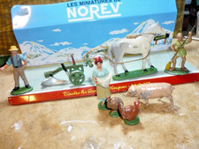 ANCIEN JOUET FRANCE  LOT QUIRALU FERME CHARRUE 1950 CHEVAL FERMIERE COCHON