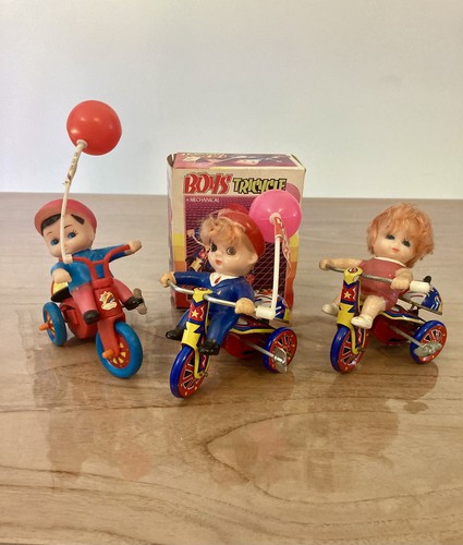 Tricycles mecaniques jouets - mecaniques,