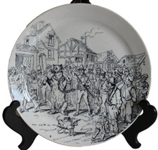 Belle assiette faïence Creil & Montereau décor de Ch Hamlet Le Montreur d'ours 9