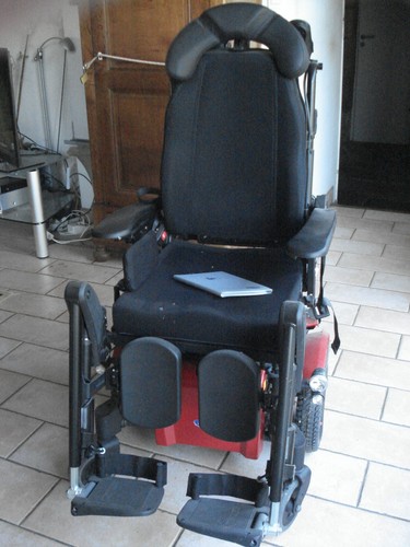 Fauteuil roulant électrique - fauteuil,