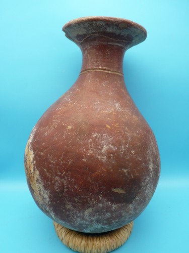 Ancienne poterie africaine - , en