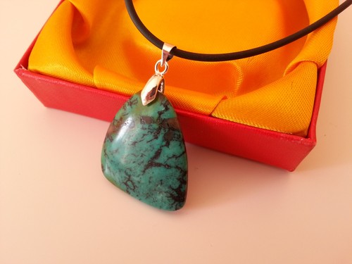 Magnifique pendentif tibétain - pendentif,