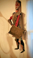 Ancienne marionnette en tole