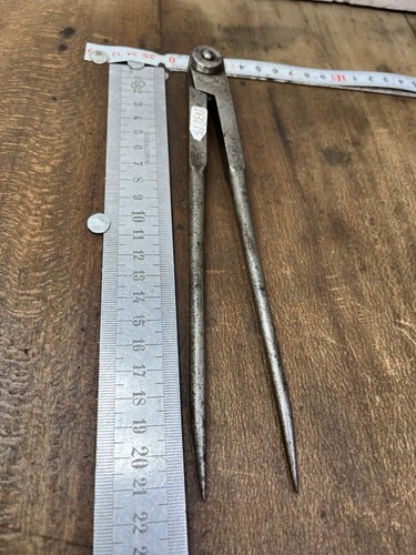Outil ancien peugeot compas - peugeot,