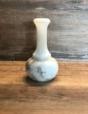 Vase soliflore en albâtre -