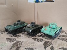 lot De 3 Ancien JOUSTRA TANK