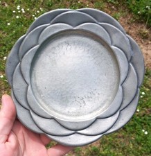 Plat Etain d'Art Ciselé Art