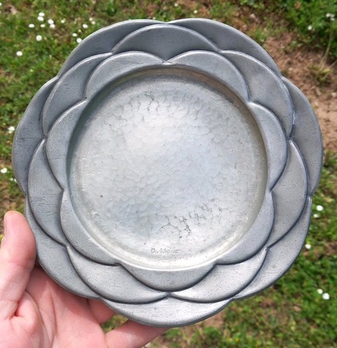 Plat etain art ciselé - etain,