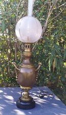 Très Grande Lampe à Pétrole en Bronze Complète XIXéme Napoléon III . Ancienne.