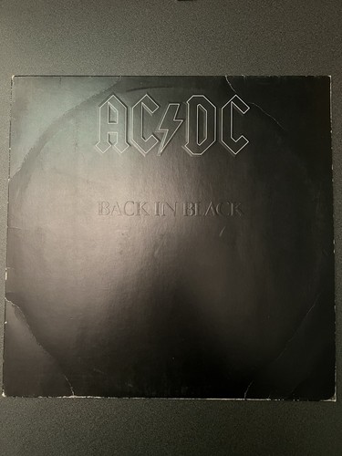 Vinyle tours back in - ac/dc,