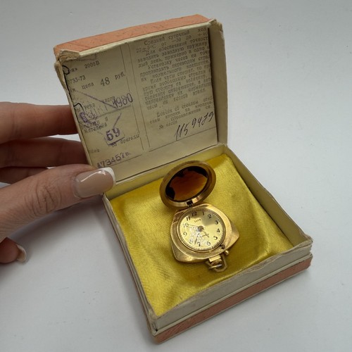 Montre pendentif vintage - vintage, urss