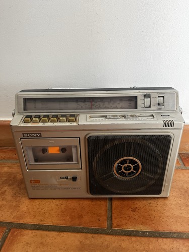 Sony cfm 33l radio cassette - sony, radio-cassette