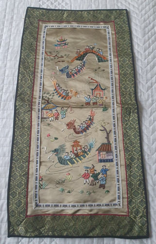 Napperon broderie sur soie