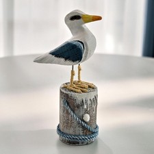 Statue de mouette en bois