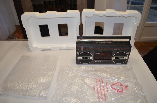 Rare radio cassette - cassette, delcom