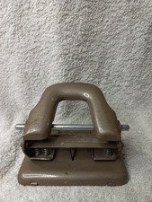 Perforatrice Deux Trou