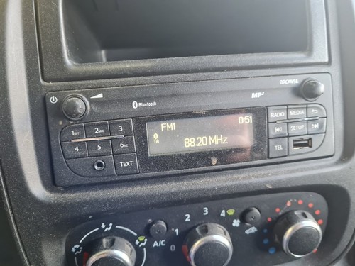 Système audio radiocd - /, /