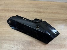 UNE COQUE CACHE CARENAGE