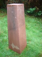 Poteaux en grès rose conique de Champenay 4 faces massif 