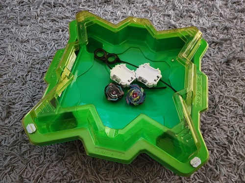 Beyblade arena metal fusion - metal,