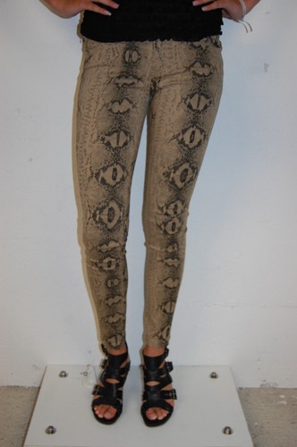 Look glam rock - look,