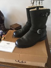 Bottes UGG Australia cuir et