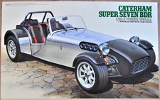 Calendrier Tamiya 1995. Caterham Super Seven BDR 1/12.