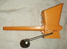 AR1-  mouli parsmint Orange Moulinex hachoir à persil herbes Made In France