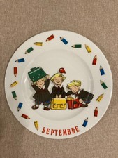 Une assiette Les Triplés collection Bernard Carant mois de septembre