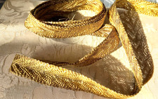 ANCIEN GALON FIL OR   2,06 M  SUR 1,9 CM  N°5