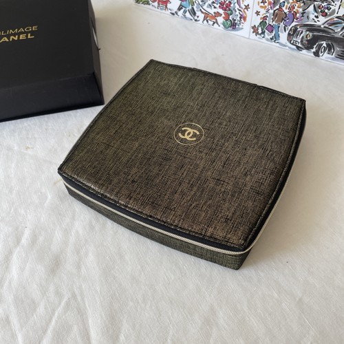Vanity chanel sublilme neuve - chanel,
