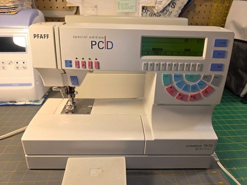 Pfaff 7570 creative - creative, sewing