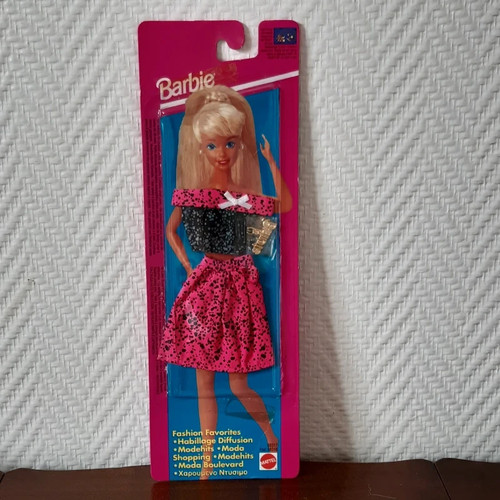 Fashion favorites barbie - favorites,