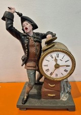 pendule mécanique ancienne réveil fin 19ème en régule peint " le saltimbanque " 