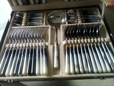 Coffret 48 couverts et 1