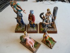 5 soldats antiques et leur