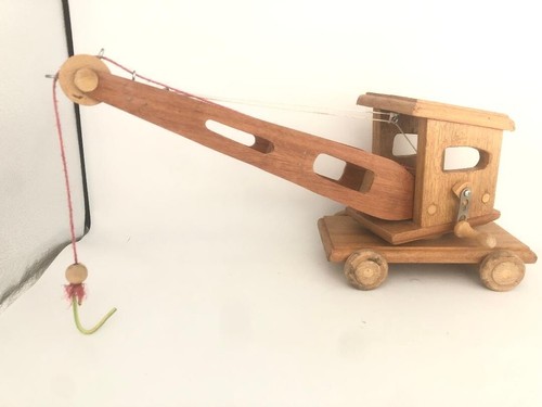 Ancienne grue bois engin - ancienne, en