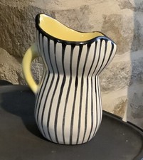 Petit Pichet Par Gabriel Fourmaintraux.