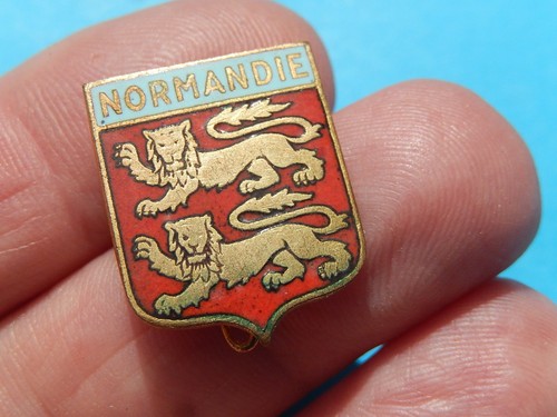 Insigne emaille broche blason - ,