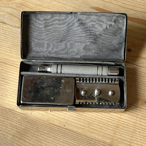 Ancien rasoir surete a - rasoir,