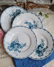 4 ANCIENNES PETITES  ASSIETTES