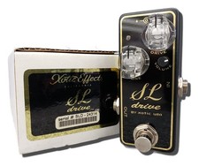 Pédale d'effets de distorsion