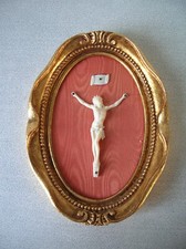 Cadre catholique en bois doré avec croix crucifix de 18,8 cm x 13,6 cm