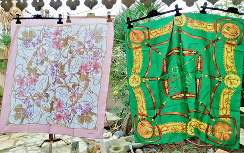 Lot cinq foulards - cinq,