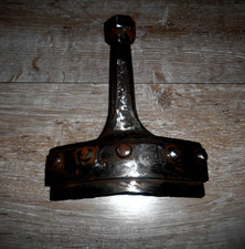 OUTIL  ANCIEN, POUSSE CRAMPON