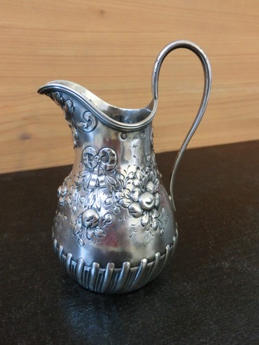 Ancien petit pot lait ou - petit,