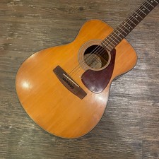 Guitare acoustique Yamaha
