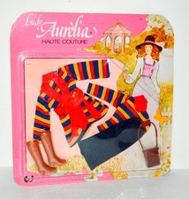 RARE! tenue poupée Lady